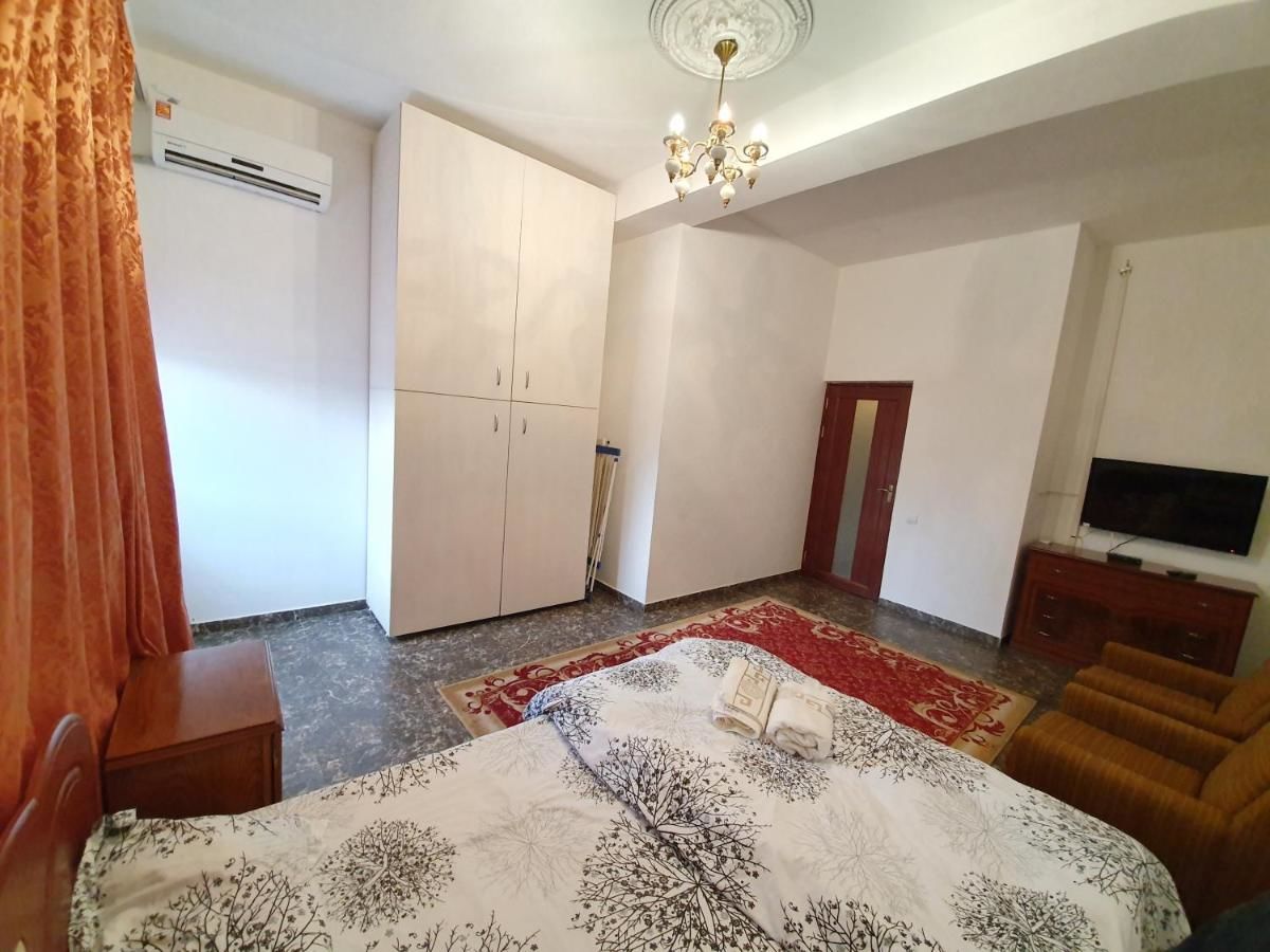 Апартаменты Apartment with 2 full bedrooms in the heart of Chisinau Кишинёв-18